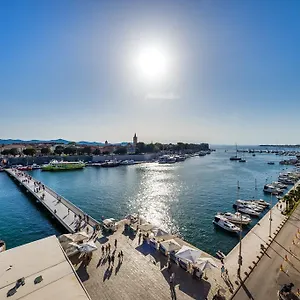 Harbour Lounge Zadar